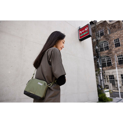 Thule Paramount crossbody 2L Soft green